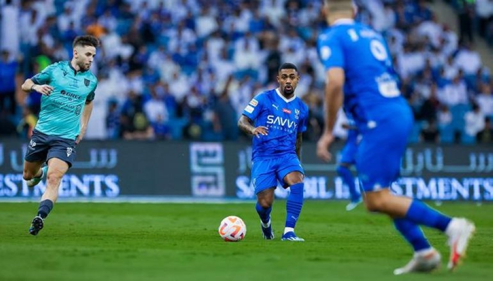 الجمعة.. الهلال للاقتراب من التتويج أمام التعاون 