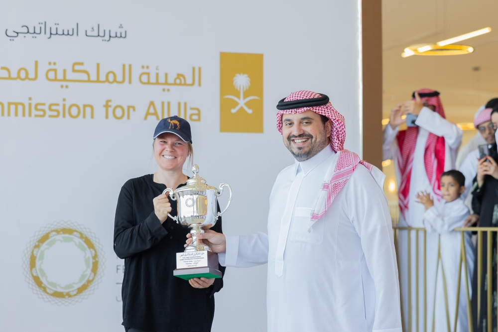 لقب بطولة العالم الأولى للقدرة الدولية للهجن 