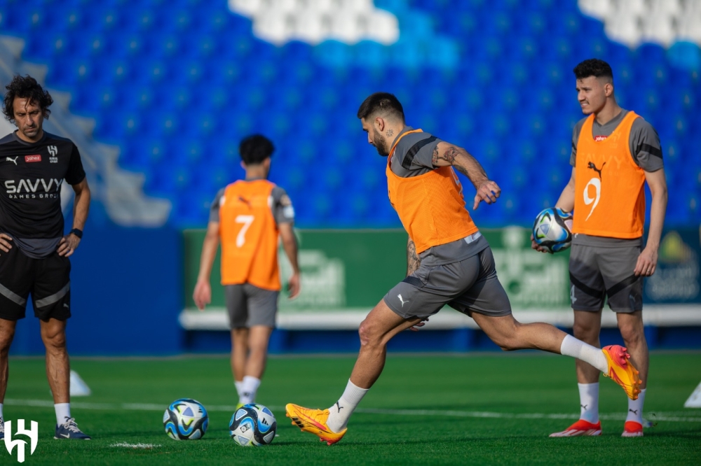 جيسوس يجهز الهلال لمواجهة الأهلي بالتكتيك