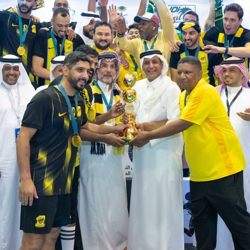 الاتحاد ينتزع ذهب نخبة الطائرة