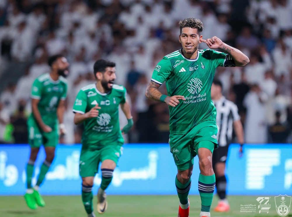 فيرمينو يقود الأهلي للفوز على الشباب بدوري روشن