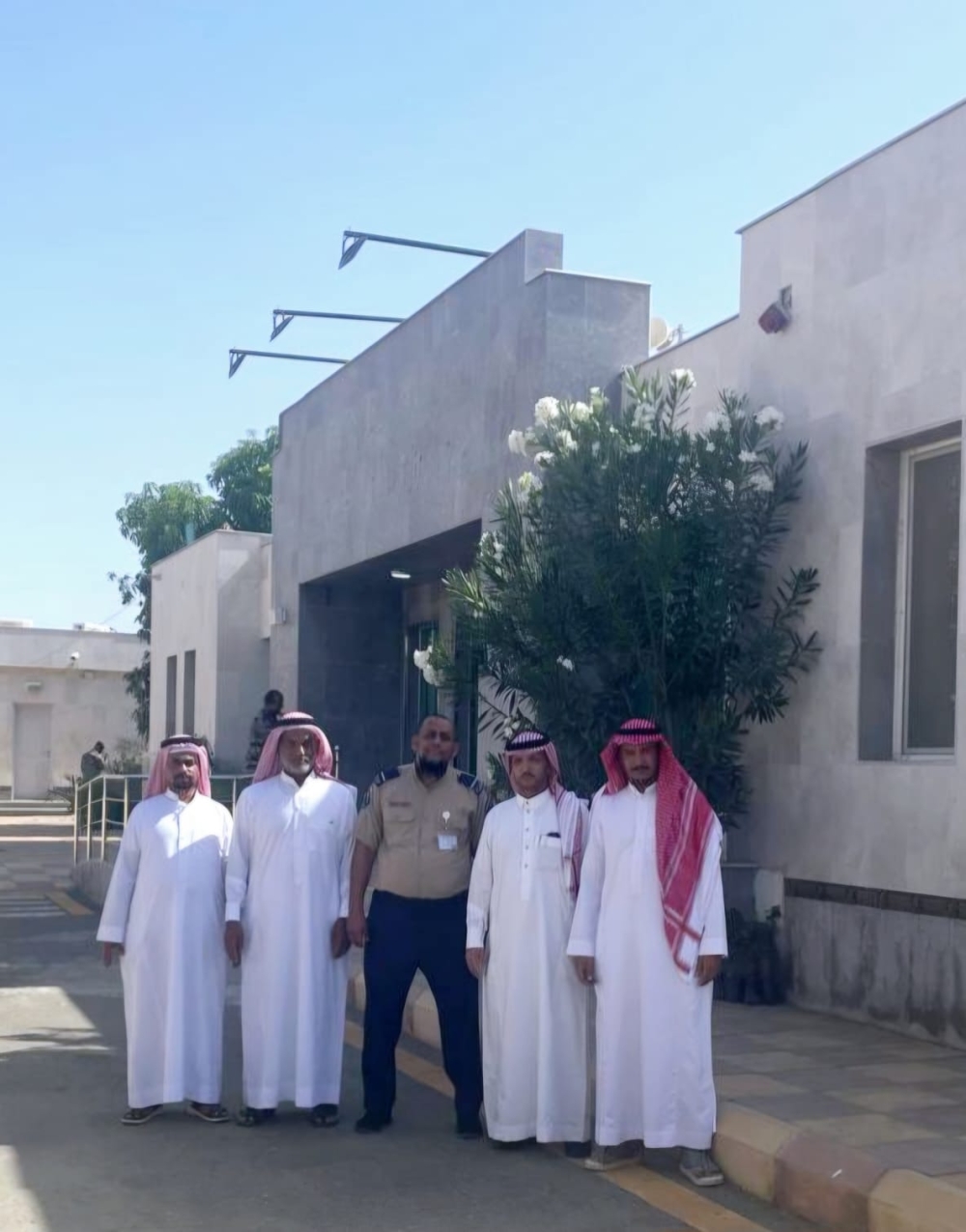 'بيئة رابغ' تنفذ حملات لتشجير الجهات الحكومية