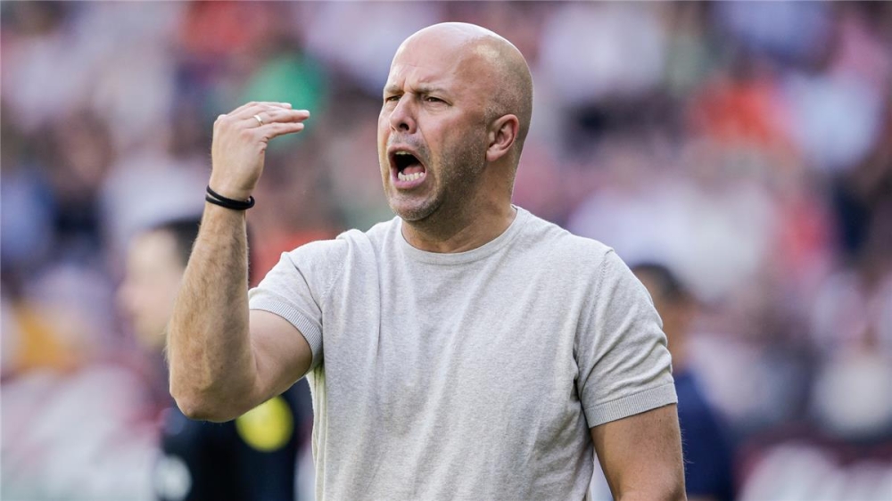 ليفربول يعلن رسميا تعيين سلوت مدربا جديدا للفريق