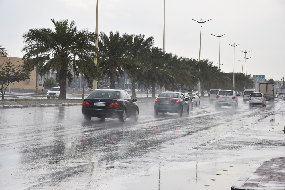'الأرصاد' ينبه من أمطار متوسطة على الباحة
