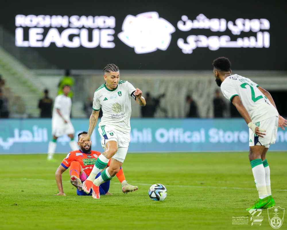 فيرمينو يُعيد الأهلي لطريق الانتصارات أمام الفيحاء
