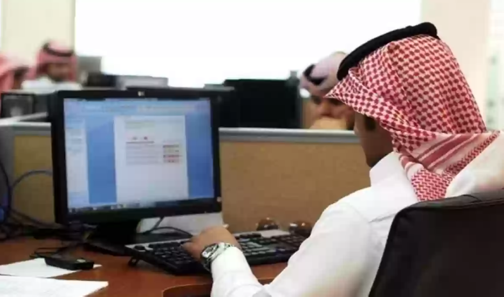 51 % منهم إناث.. 165 ألف سعودي يعملون في قطاع التجارة