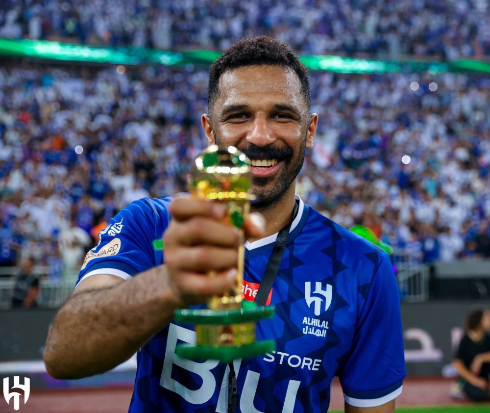 محمد العويس.. زفاف بعد التتويج بأغلى الكؤوس