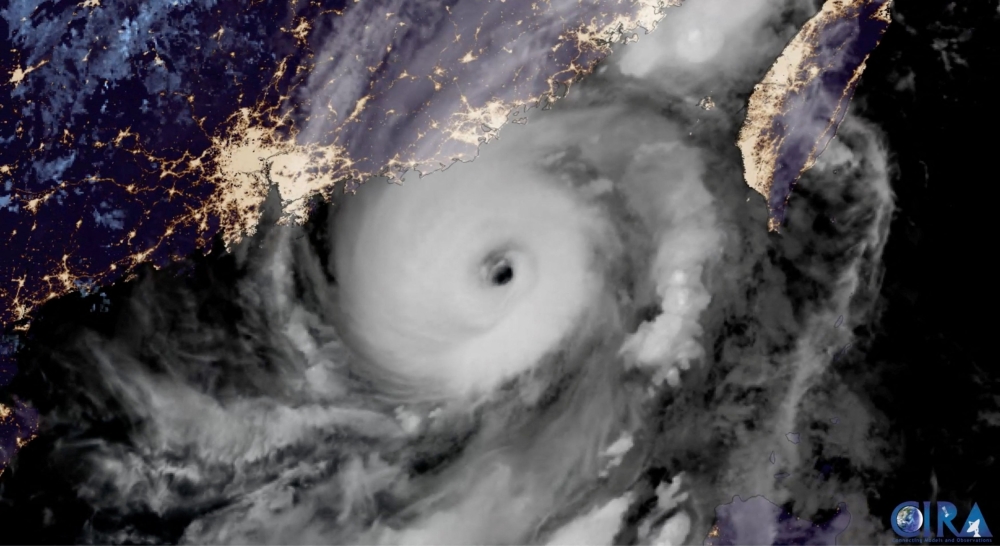 الأعاصير - رويترز