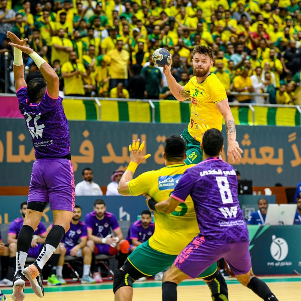 الخليج يتوّج بدوري نخبة كبار اليد بالفوز على الهدى