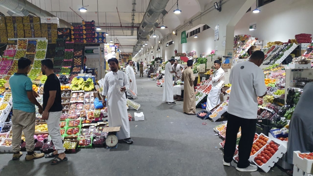 صور| تنفيذ 5500 جولة رقابية على أسواق النفع العام بالشرقية خلال شهر