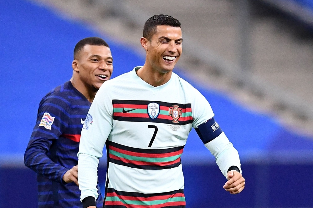 مدرب البرتغال: رونالدو جاهز لمساعدتنا في يورو 2024