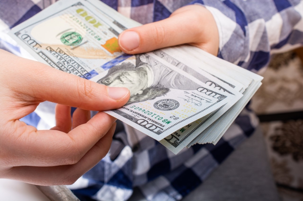 سعر الدولار مقابل الجنيه المصري اليوم - مشاع إبداعي