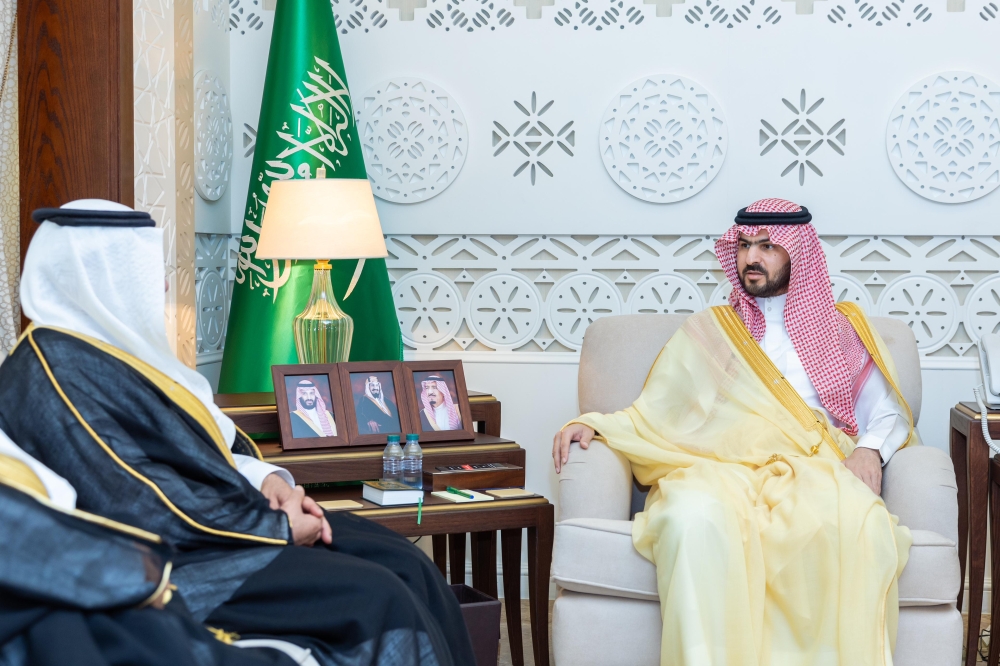 نائب أمير الشرقية يستقبل رئيس وأعضاء لجنة الحج  في مجلس الشورى
