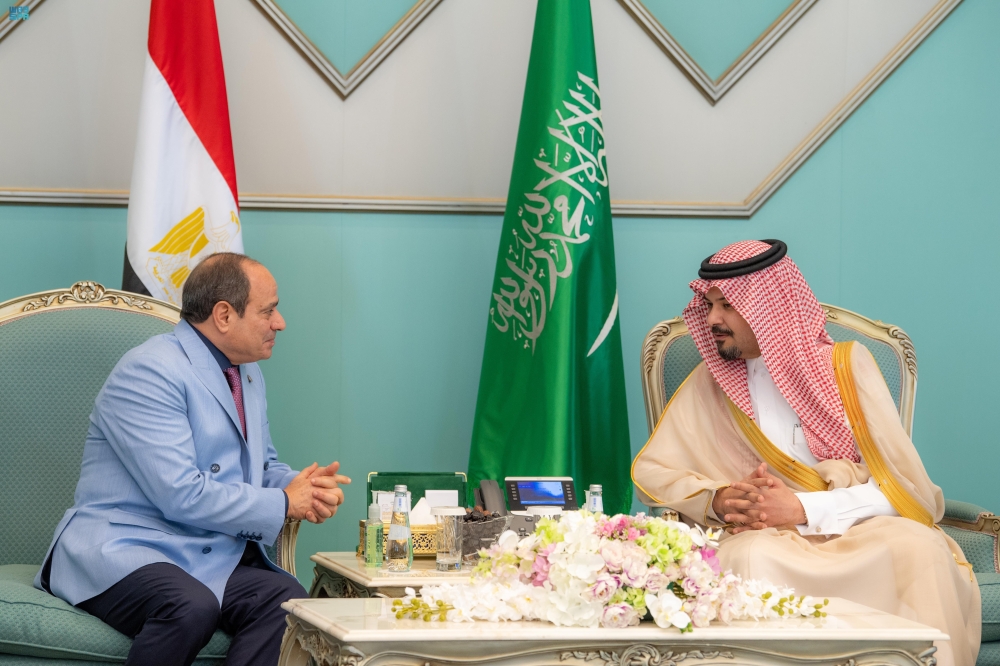 الرئيس المصري يصل إلى المدينة المنورة