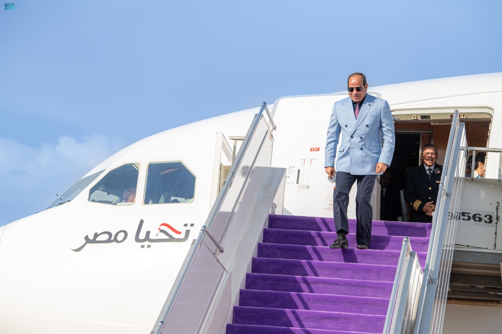 الرئيس المصري يصل إلى المدينة المنورة - واس