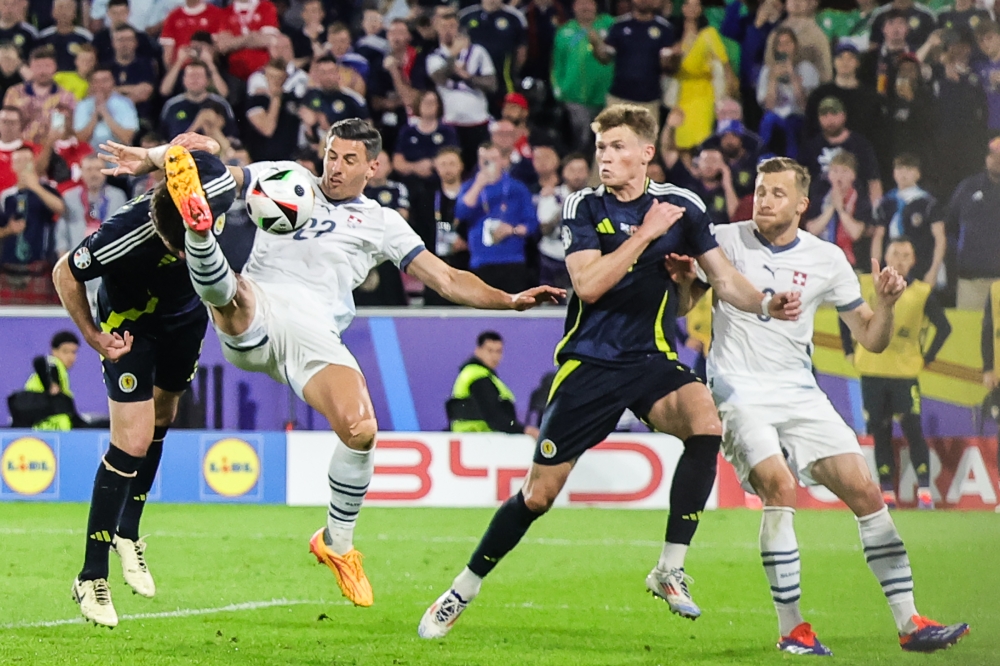 اسكتلندا تتشبث بأمل الصعود بتعادل صعب مع سويسرا في يورو 2024