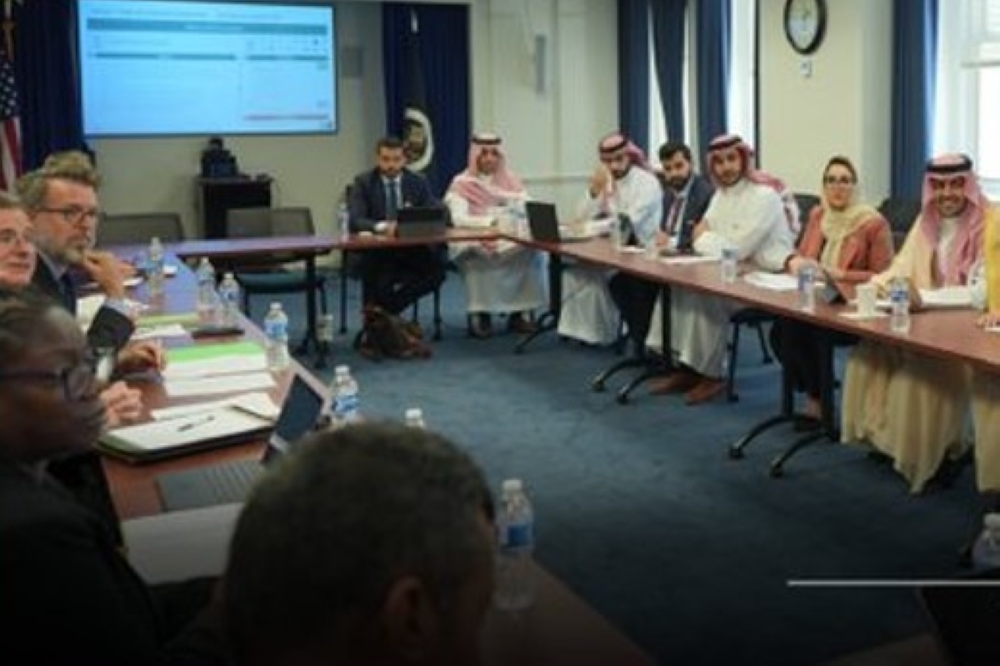 تضمن عدة محاور.. ماذا جاء في اجتماع 'الاستثمار السعودي الأمريكي'؟