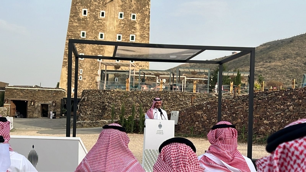 وزير السياحة لـ