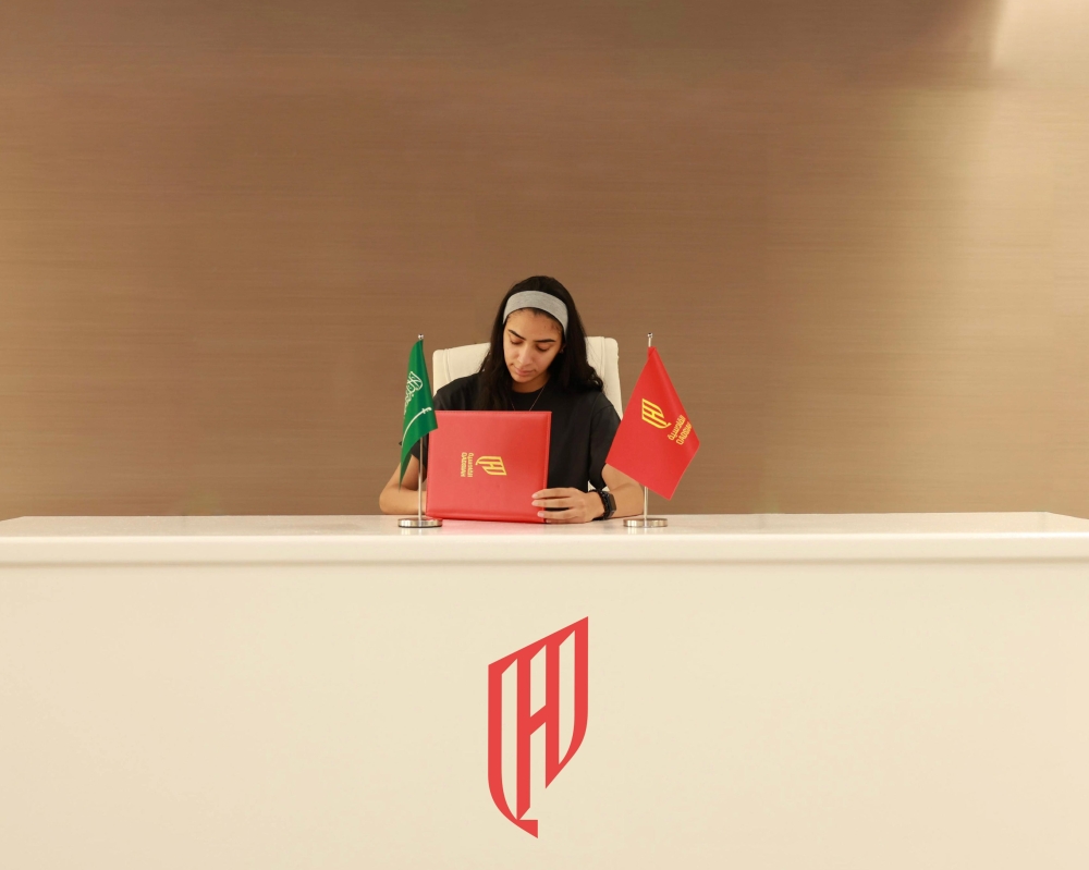 سيدات القادسية يضم يارا الفارس
