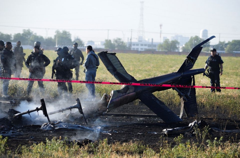 لقي خمسة أشخاص مصرعهم نتيجة تحطم طائرة هليكوبتر في غابة على مشارف كاتمندو عاصمة <a href=