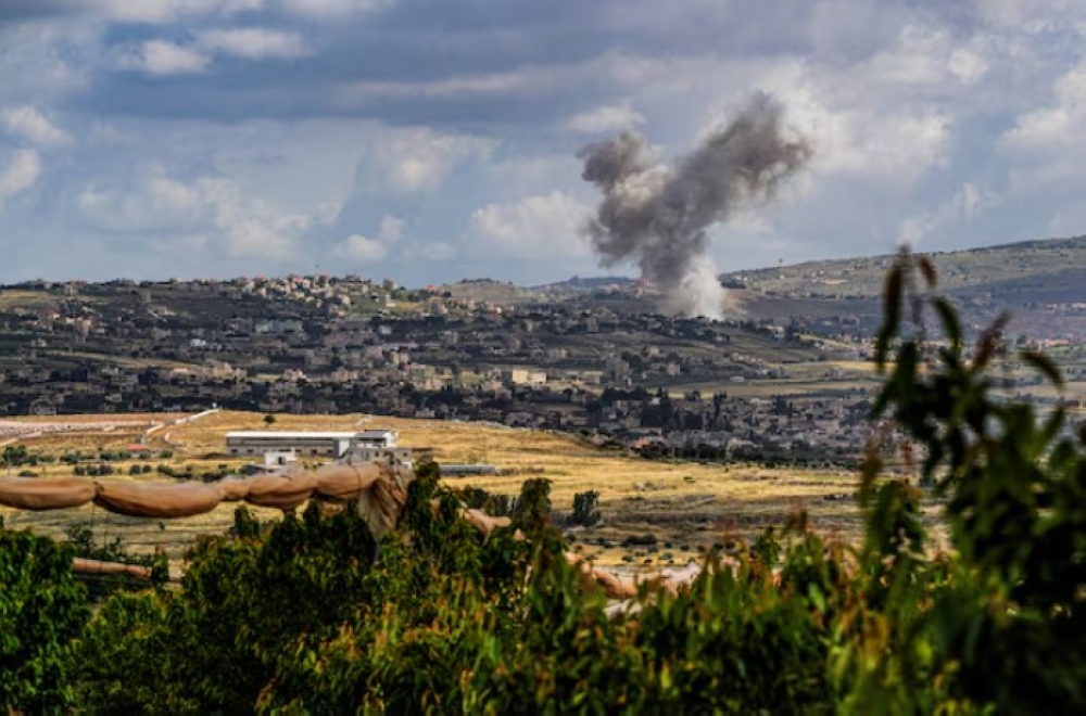 أكد وزير الخارجية النرويجي إسبن بارث إيدي، خلال اتصال هاتفي مع وزير الخارجية
اللبناني في حكومة تصريف الأعمال عبدالله بو حبيب، اليوم الخميس، أن بلاده ل