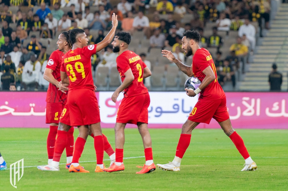 القادسية.. شكل جديد وريادة آسيا الهدف