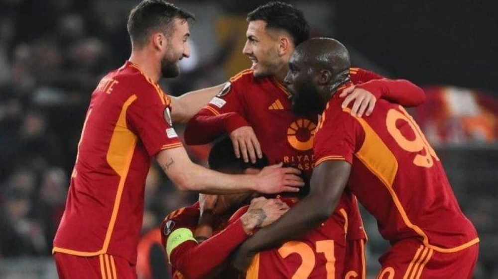 'يويفا' يغرم روما الإيطالي 2 مليون يورو