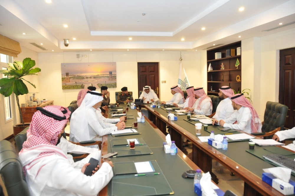 مسارات خاصة للشاحنات لتخفيف الازدحام في الدمام