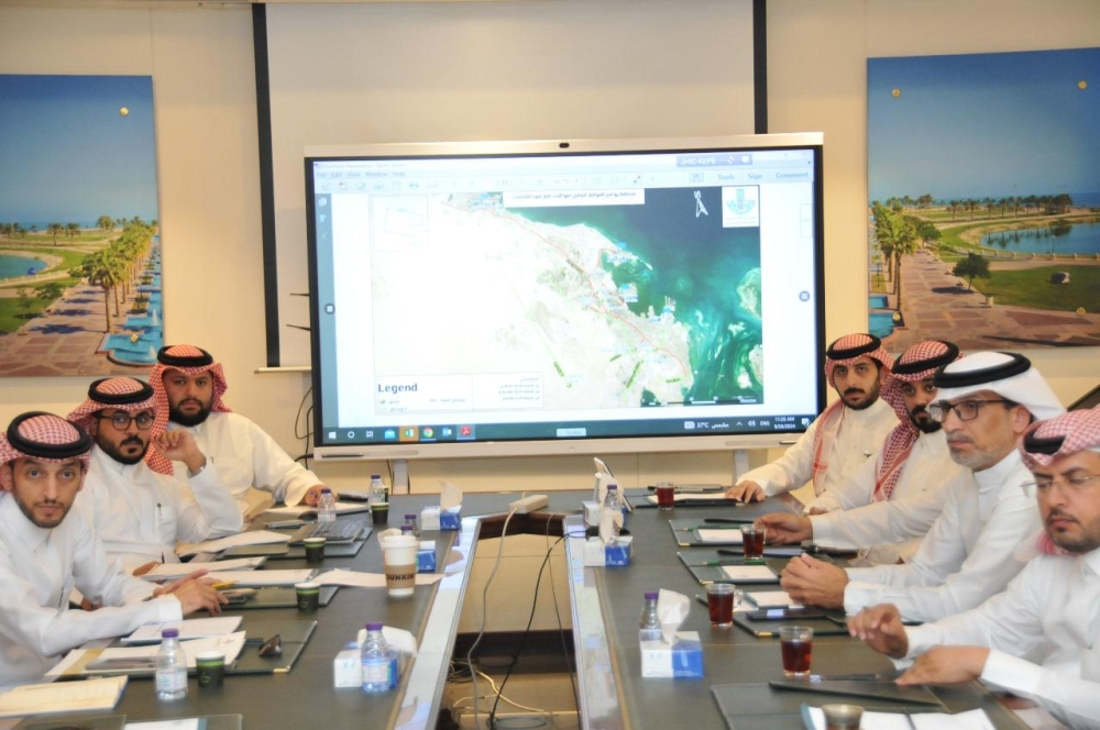 مسارات خاصة للشاحنات لتخفيف الازدحام في الدمام