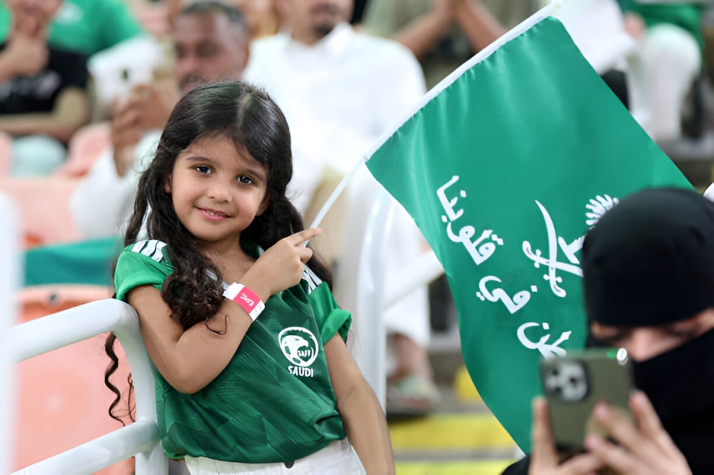 جمهور الأخضر العلامة الكاملة في دعم المنتخب