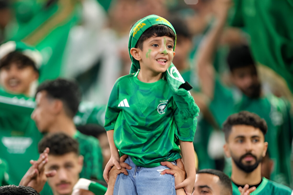 جمهور الأخضر العلامة الكاملة في دعم المنتخب