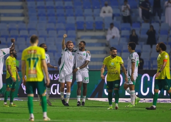 الأهلي يستعيد انتصاراته في روشن على حساب الخليج