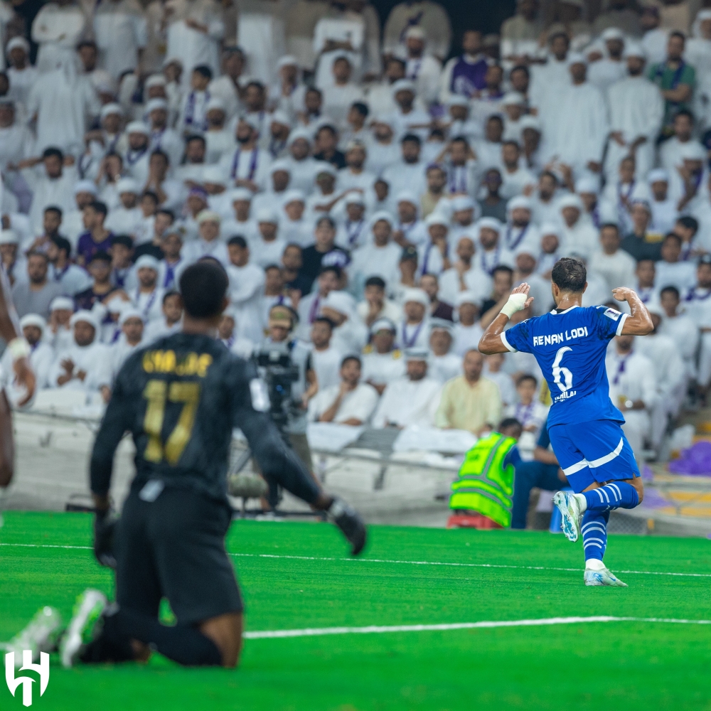 الهلال ضد العين.. احصائيات الشوط الأول