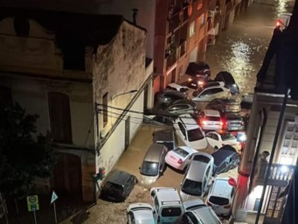 مصرع 95 شخصًا في فيضانات جنوب وشرق إسبانيا