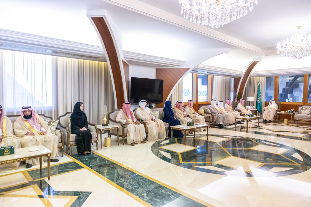 أمير الشرقية يطّلع على جهود التكامل اللوجستي بالمنطقة - اليوم 
