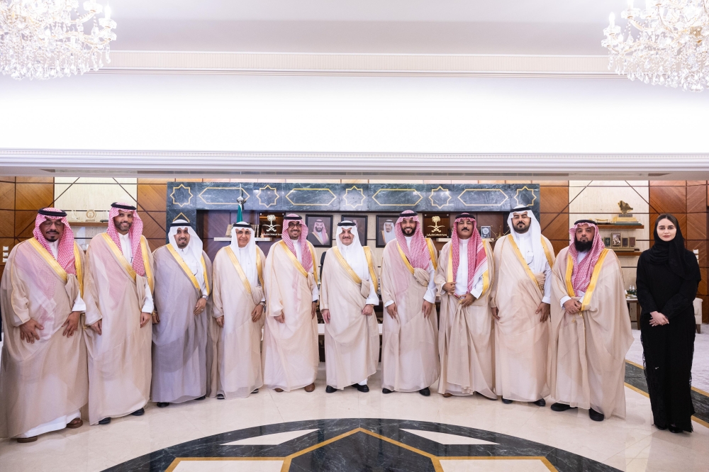 أمير الشرقية يطّلع على جهود التكامل اللوجستي بالمنطقة - اليوم 