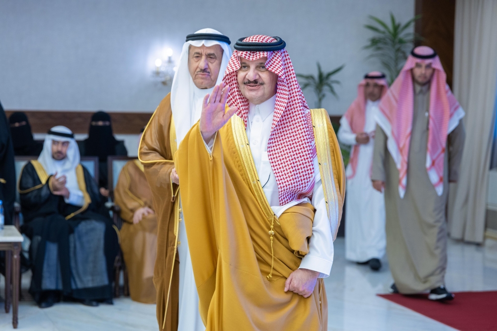 أمير الشرقية يكرم داعمي جمعية 