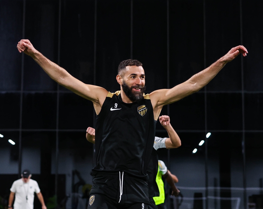بنزيما يُعزز صفوف الاتحاد بالكلاسيكو أمام النصر