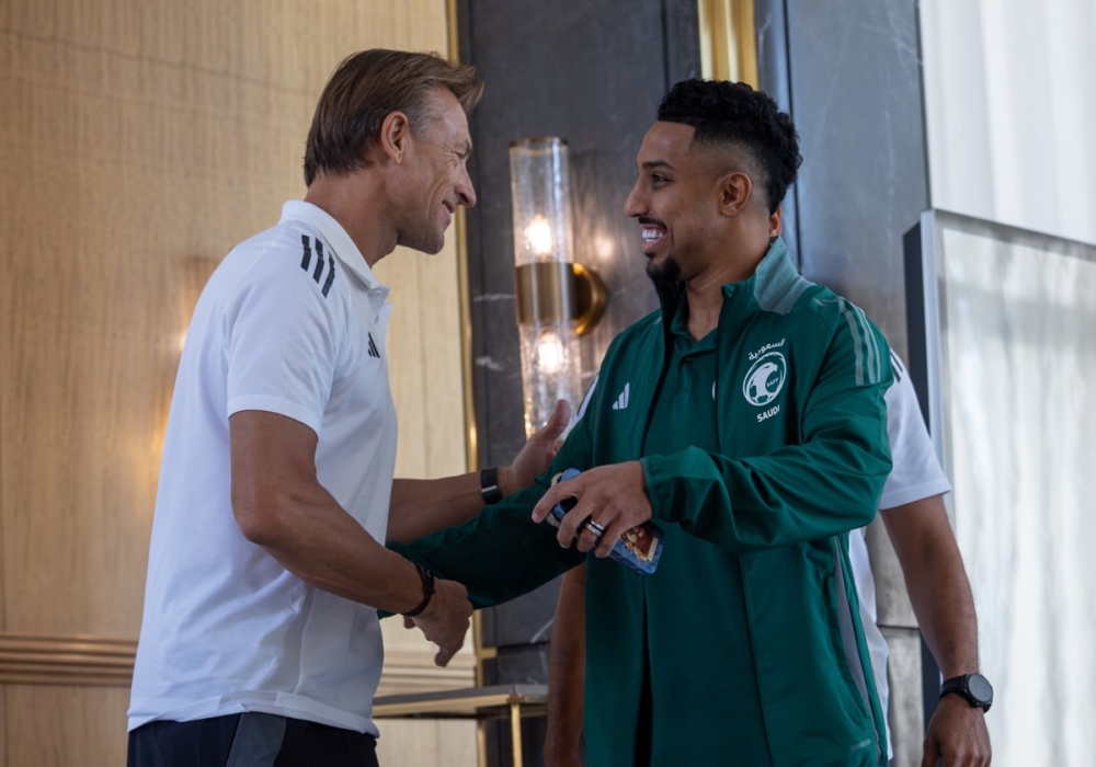 هل يلحق سالم الدوسري بمباراة الأخضر أمام البحرين في كأس الخليج؟