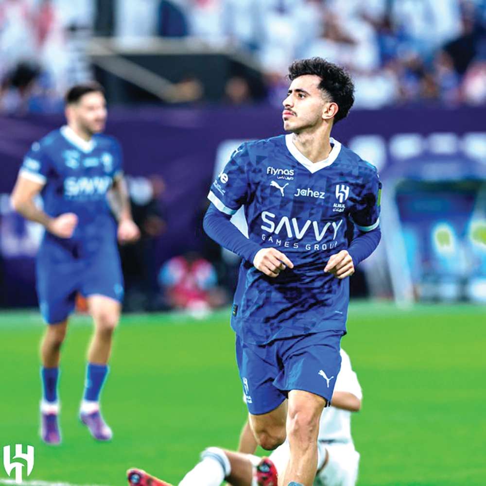 بعد تألقه مؤخرًا.. الهلال يجدد عقد محمد القحطاني