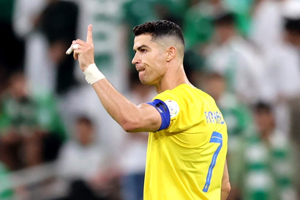 فيديو .. رد فعل غاضب من كريستيانو رونالدو بعد تعادل النصر أمام التعاون
