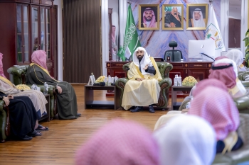 رئيس ديوان المظالم يتفقد محاكم الشرقية ويؤكد أهمية 