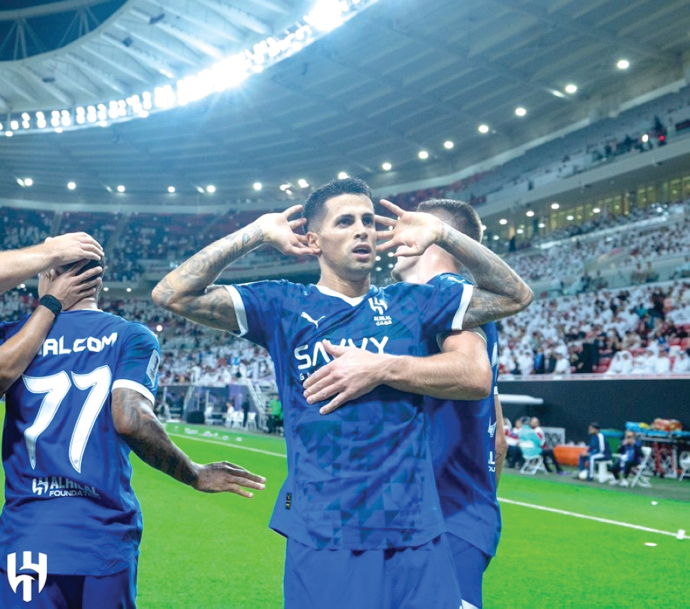 الهلال يعلن غياب جواو كانسيلو 8 أسابيع