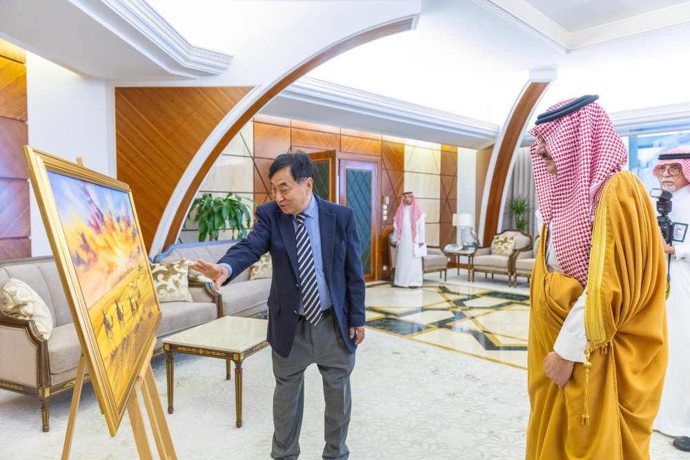 أمير الشرقية يستقبل رئيس مجلس الأعمال السعودي الكوري