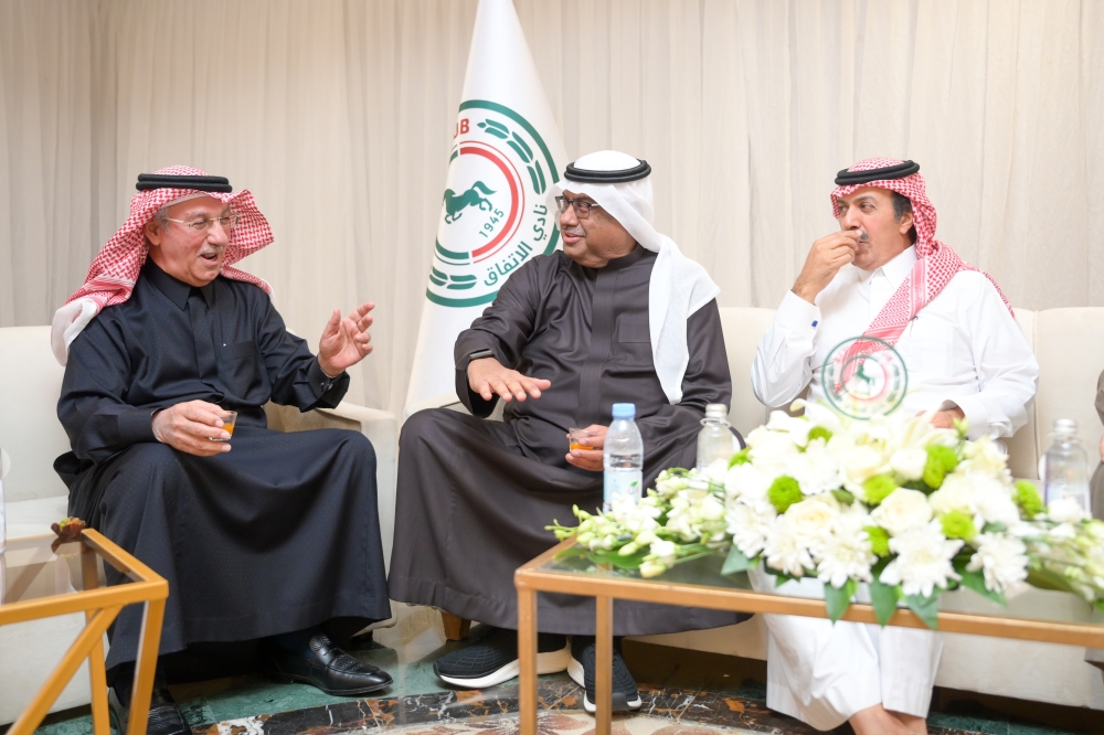 ذهبيو الاتفاق .. ارتياح من الشهري