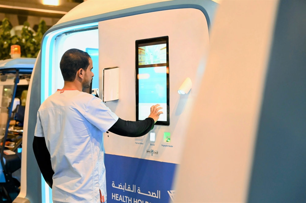 إطلاق كبسولتين ذكيتين لتقديم خدمات متقدمة شمال المسجد النبوي