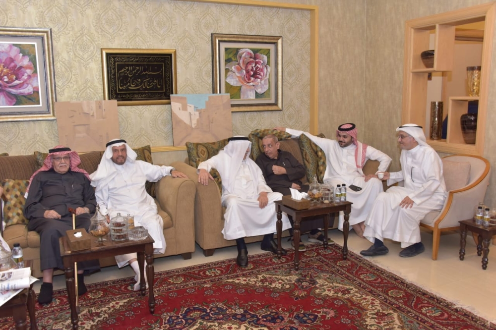 الزامل يستقبل المهنئين بالشهر الفضيل - اليوم 