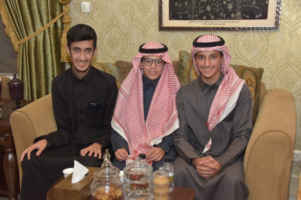الزامل يستقبل المهنئين بالشهر الفضيل - اليوم 