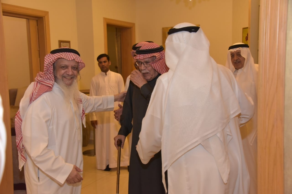 الزامل يستقبل المهنئين بالشهر الفضيل - اليوم 
