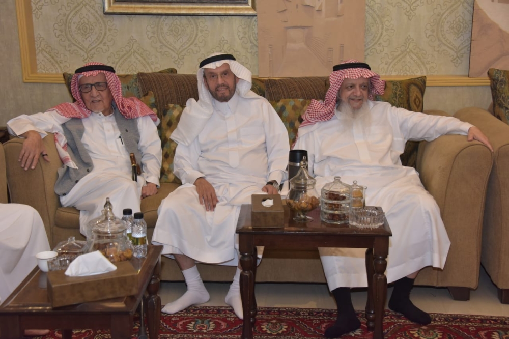 الزامل يستقبل المهنئين بالشهر الفضيل - اليوم 